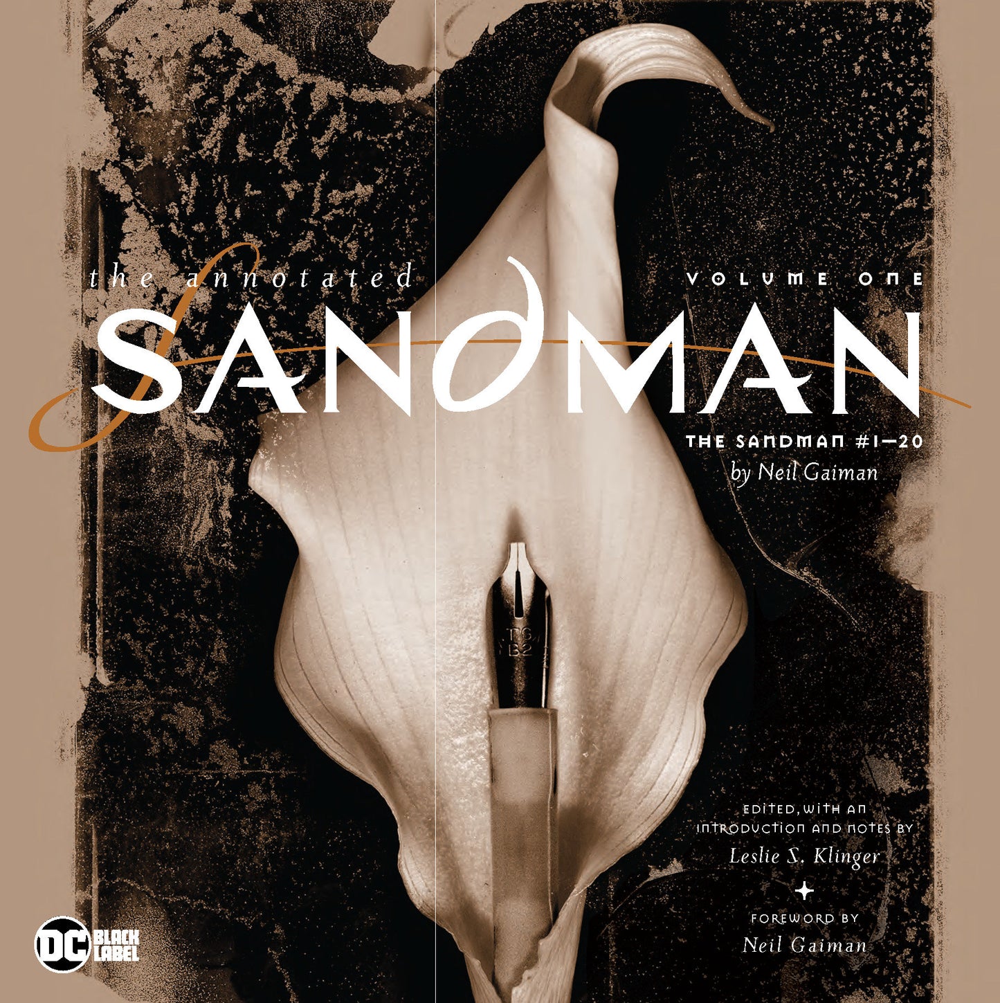 Annotated Sandman Vol. 1 (2022 edition) DC Comics