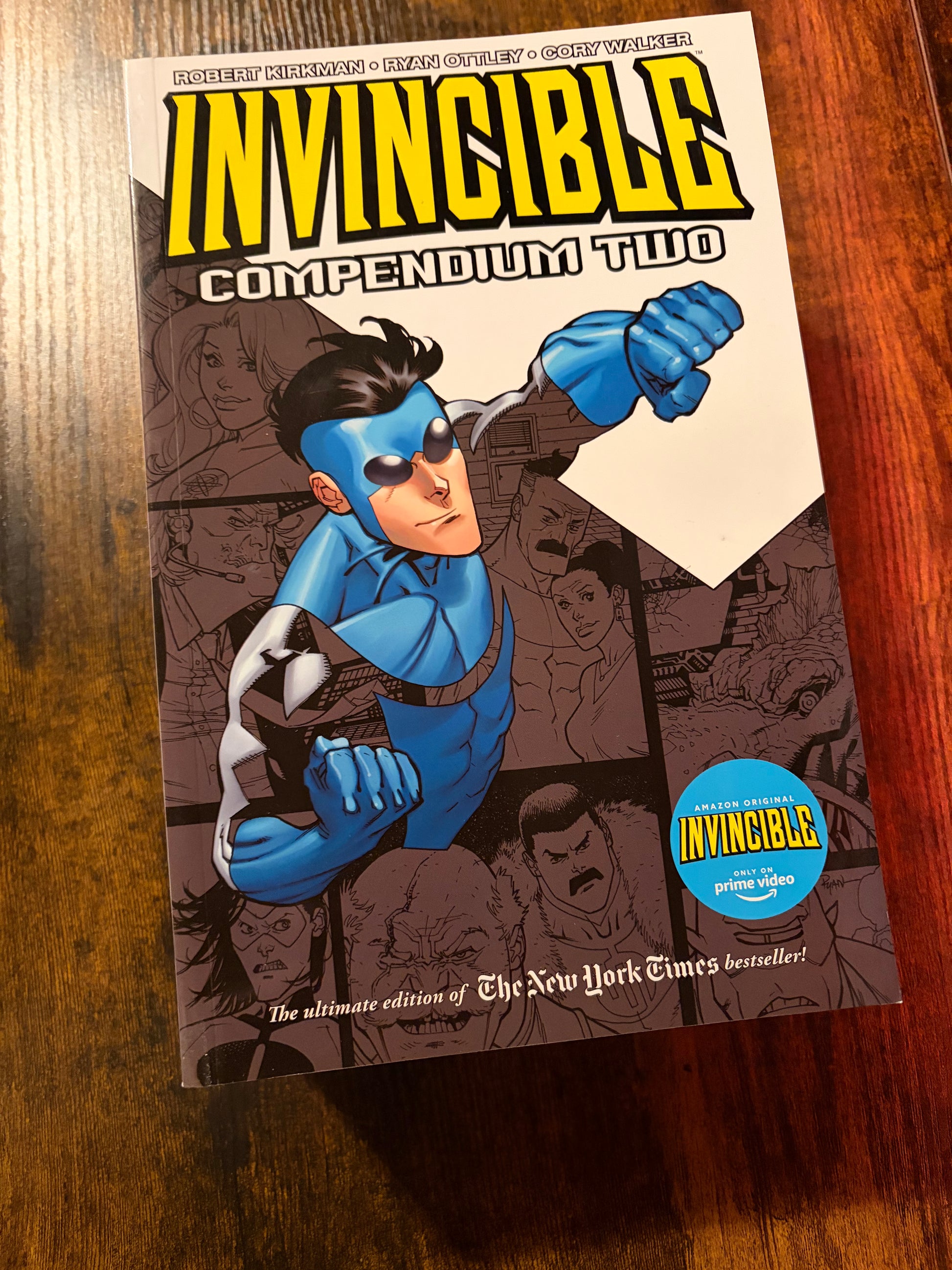 INVINCIBLE COMPENDIUM Trade-Paperback Set  Volumes 1-3 Image Comics