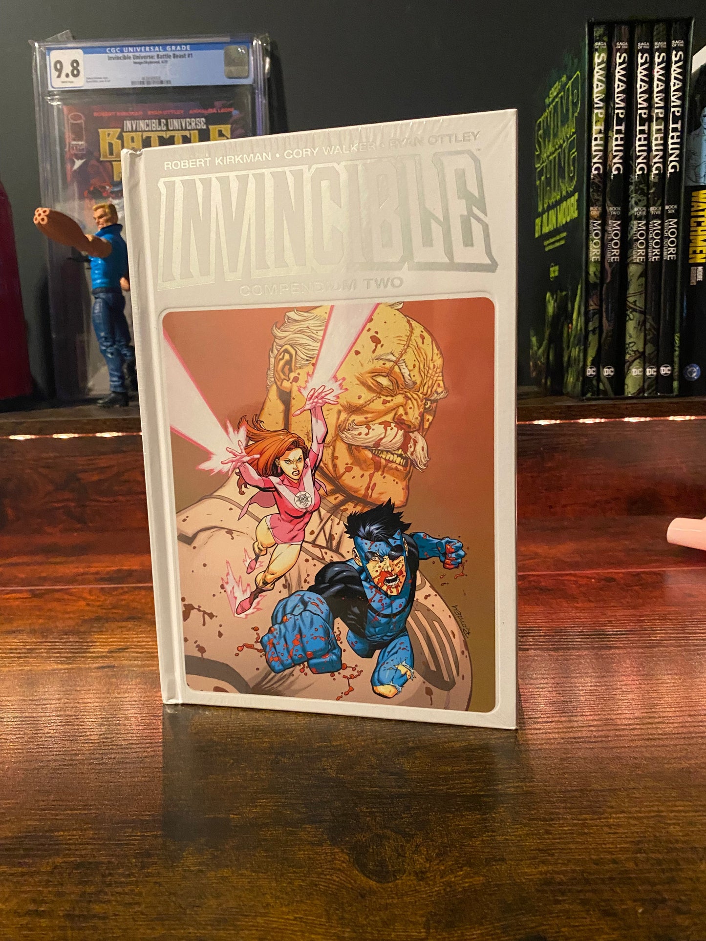 INVINCIBLE COMPENDIUM HC VOL 02 Amos Comics