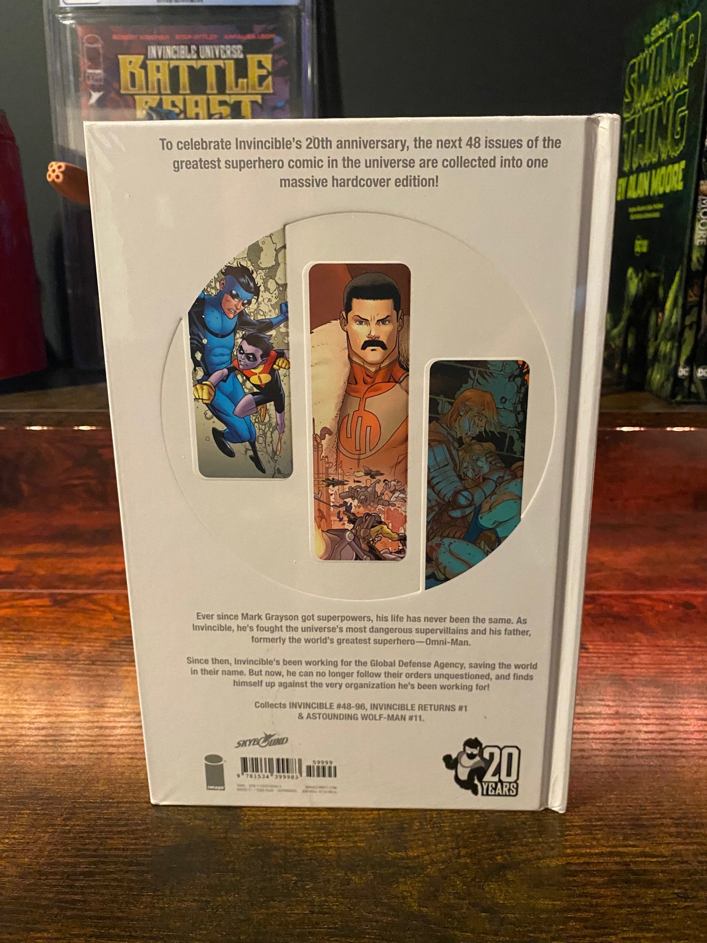 INVINCIBLE COMPENDIUM HC VOL 02 Amos Comics