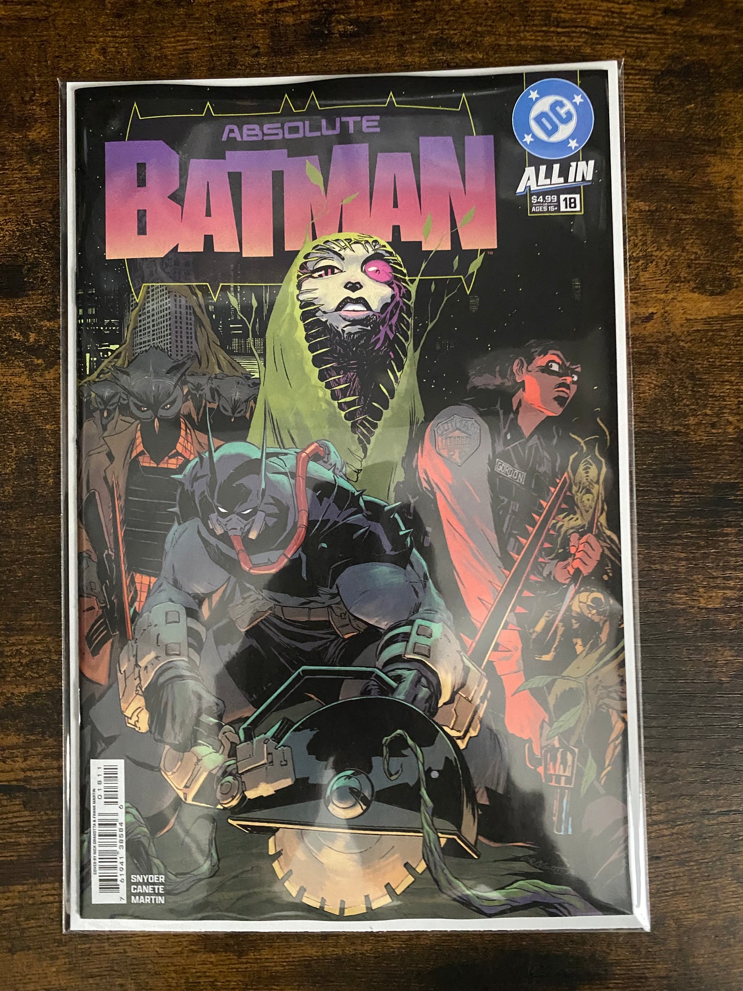 ABSOLUTE BATMAN #18 CVR A NICK DRAGOTTA Amos Comics