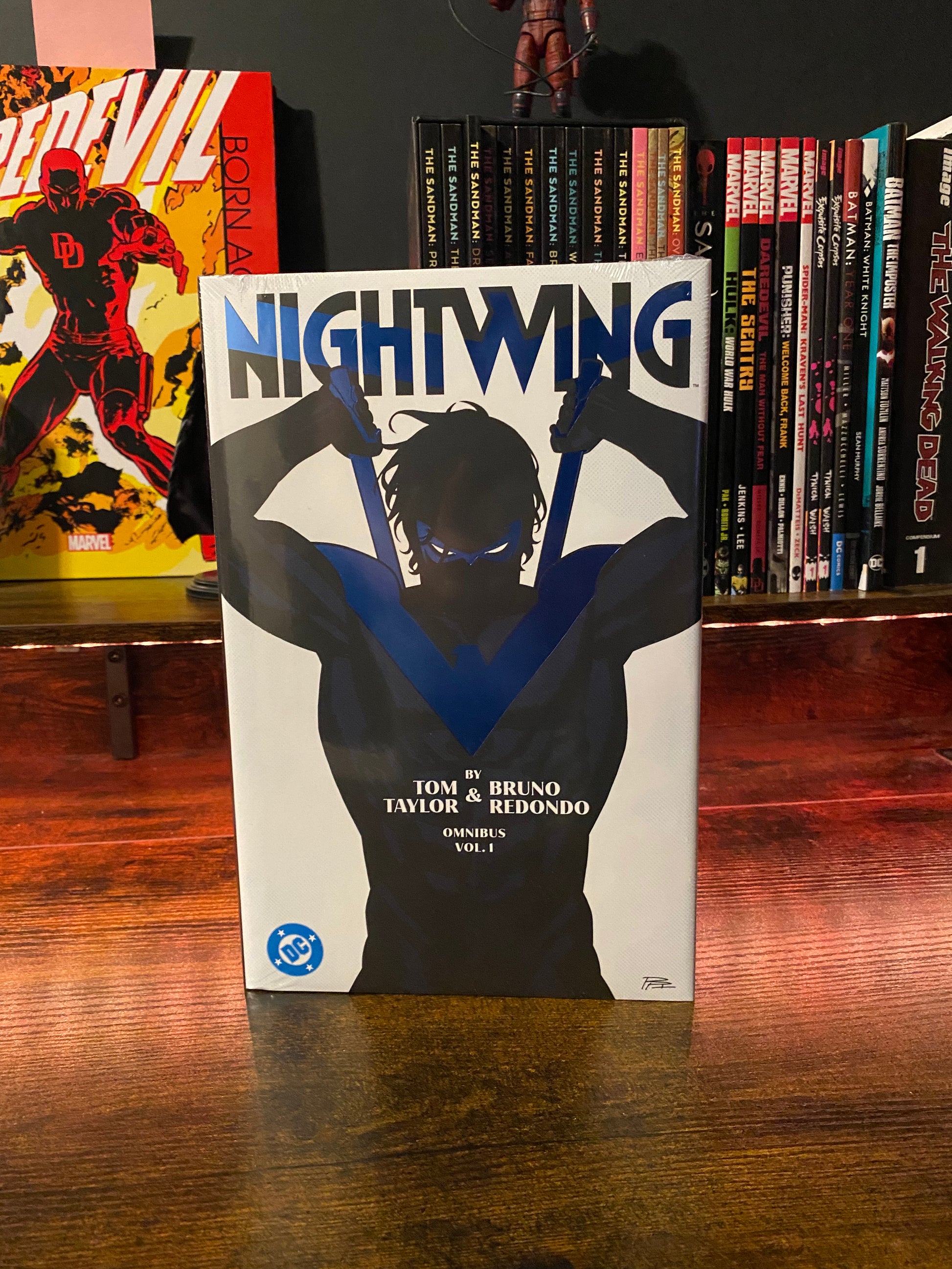 NIGHTWING BY TOM TAYLOR AND BRUNO REDONDO OMNIBUS HC VOL 01 Amos Comics
