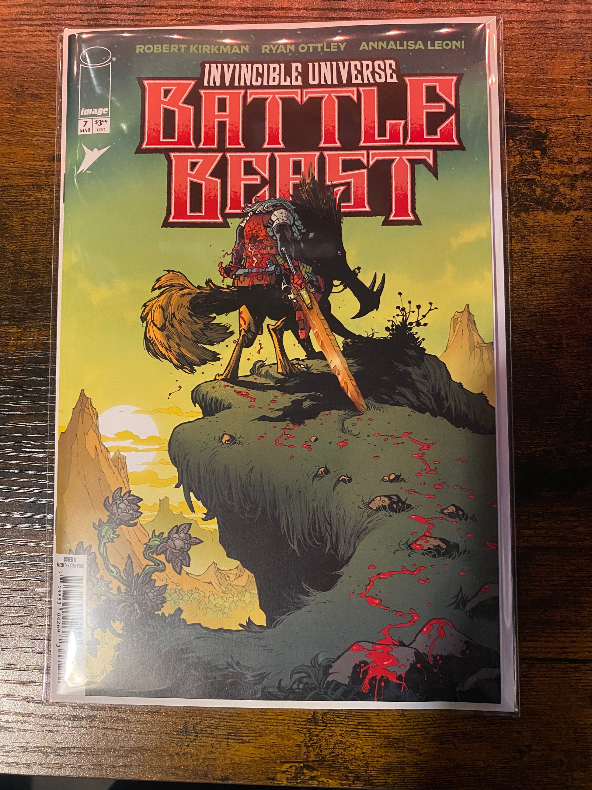 INVINCIBLE UNIVERSE BATTLE BEAST #7 CVR A RYAN OTTLEY & ANNALISA LEONI Image Comics