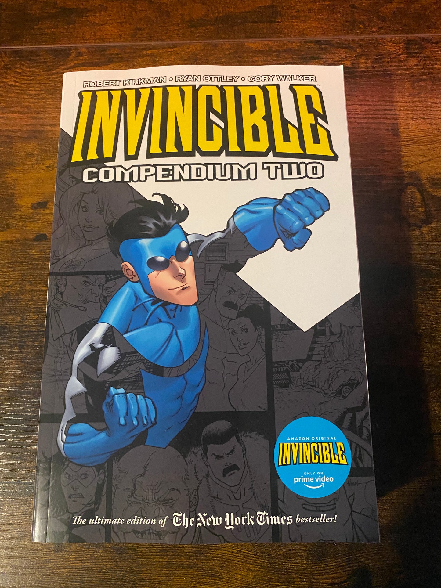 INVINCIBLE COMPENDIUM TP VOL 02 Image Comics